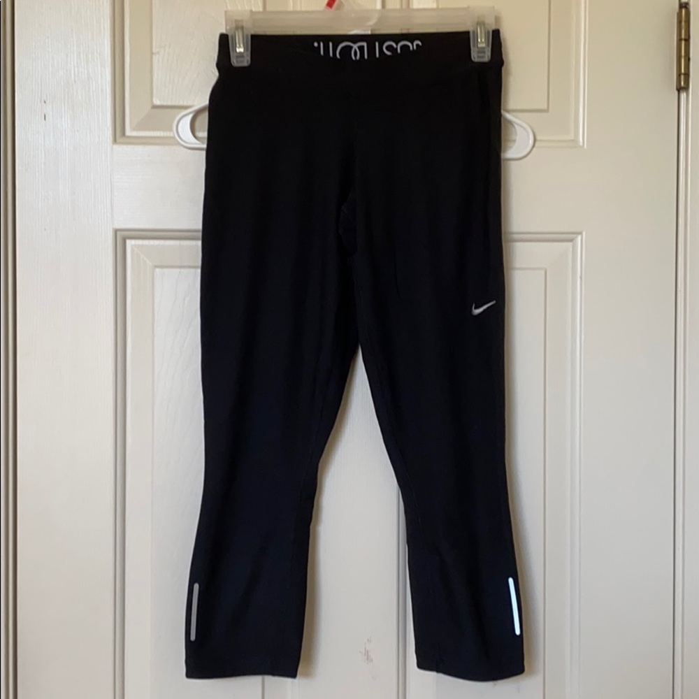 Nike Cropped Leggings